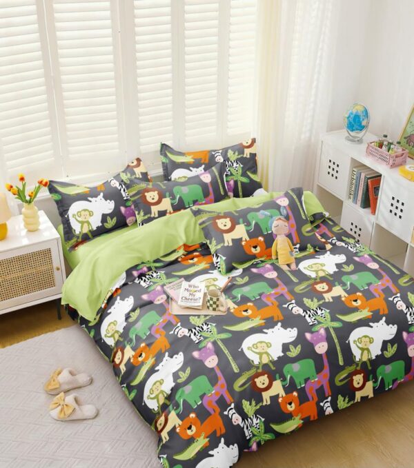 Khilona Dark Jungle Double Bedsheet (Poly Cotton)