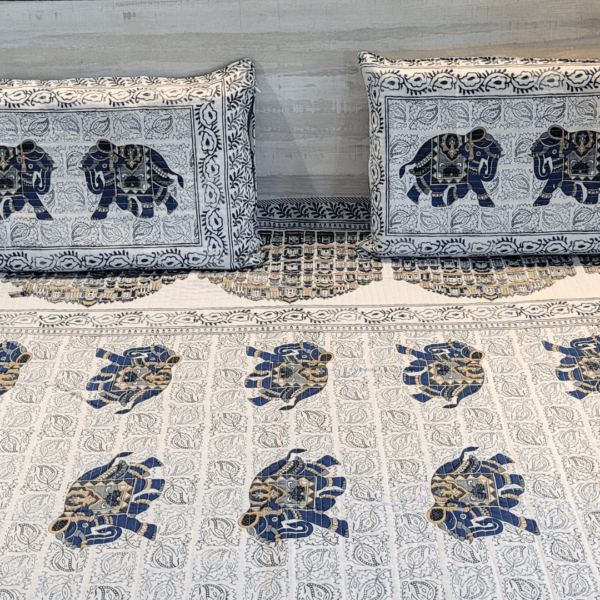 Royal Reversible Blue Heritage Quilted Double Bed Cover - Image 4