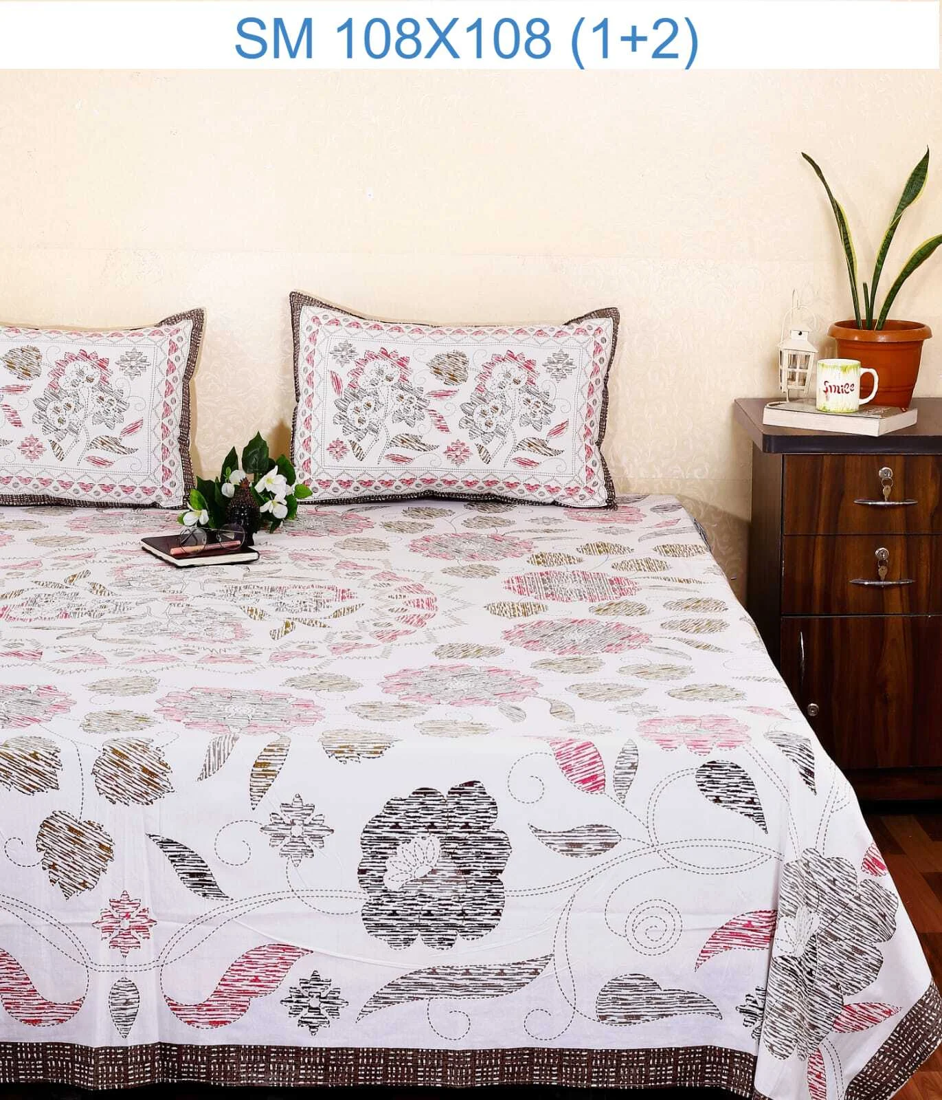 Samridhi cotton bedsheet with matching pillow covers — design 2
